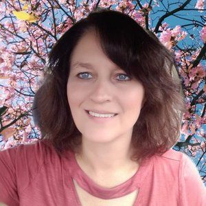 Meet your Posher, Lynne